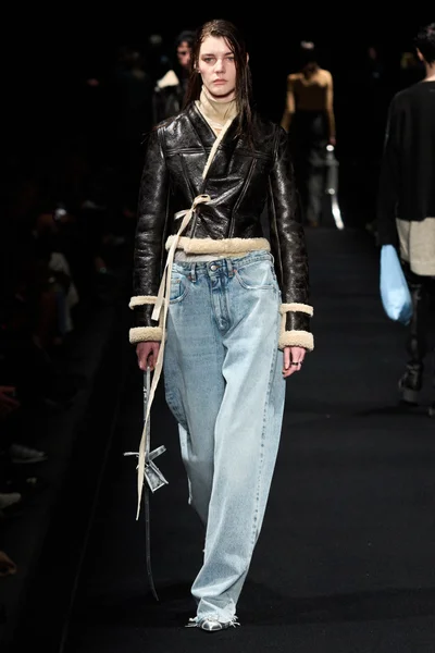 Look 31